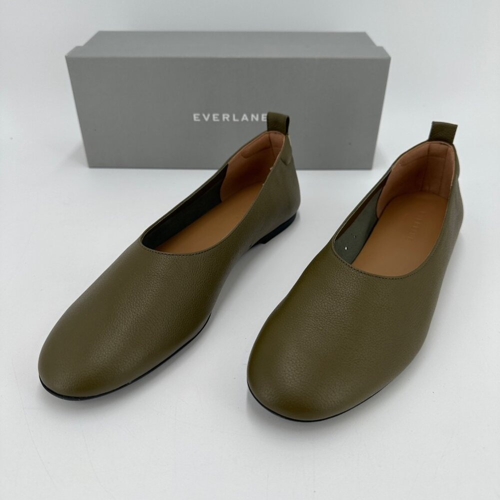 Everlane The Italian Leather Day Glove Flats in Birch Green sz 6 Women's Career